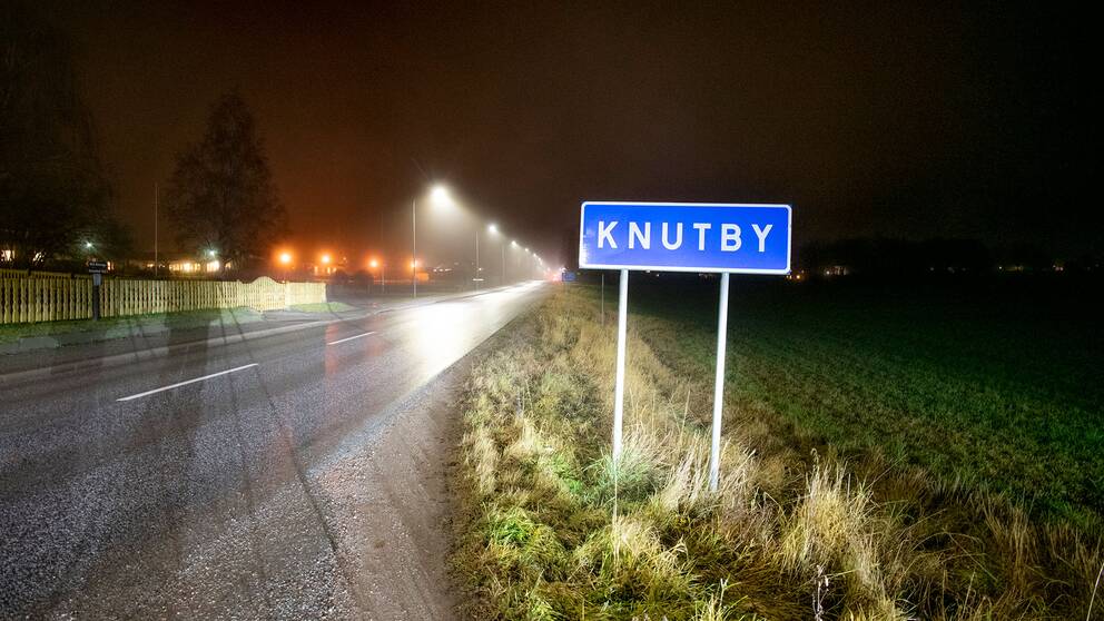 Vägmärke utanför Knutby.
