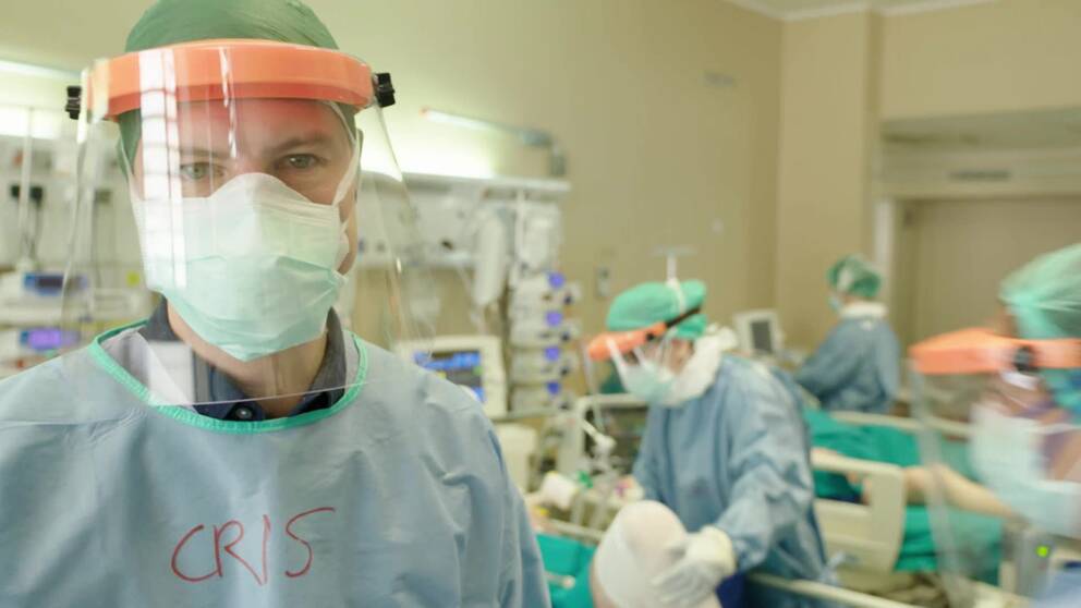 SVT:s Europakorrespondent Christoffer Wendick på plats i en av norra Italiens hårt ansträngda intensivvårdsavdelningar. 