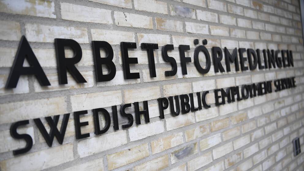 Trots historiskt höga varselsiffror syns inte de mest sårbara i statistiken, skriver SVT:s ekonomireporter Johanna Cervenka.