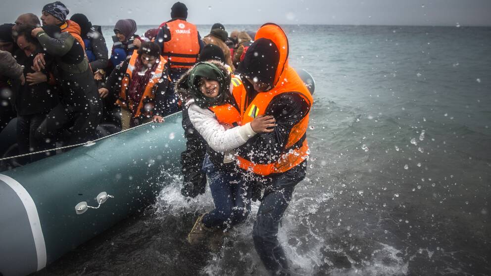 Flyktingar och migranter anländer till grekiska ön Lesbos i början av januari 2016. Arkivfoto.