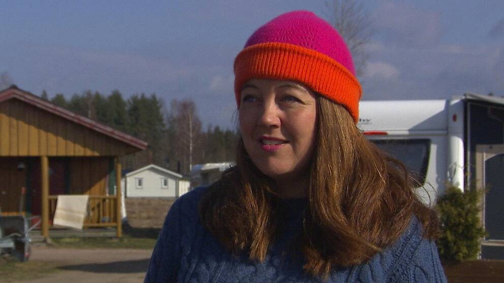 Helena Henriksson, vd på Torsby camping, berättar att det är tomt på campingen och att hon är orolig för sommaren som kommer.