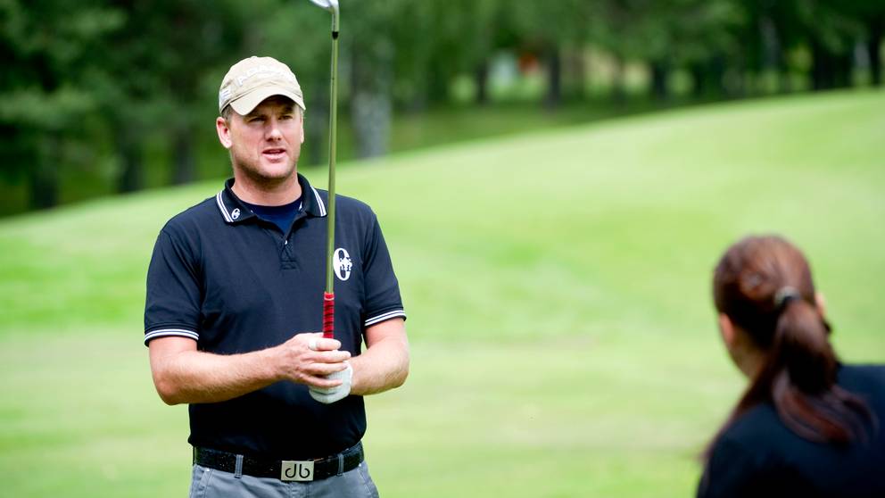 Katrineholm först ut då proffsgolfen drar igång igen SVT Nyheter