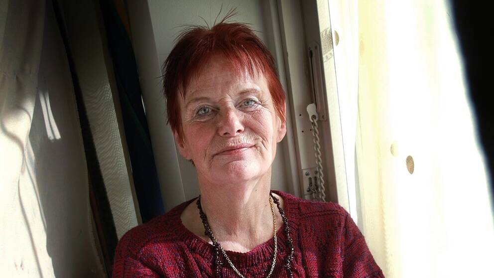 Lillemor Östlin, känd som ”Hinsehäxan” på grund av sin långa tid på fängelset Hinseberg, har avlidit.