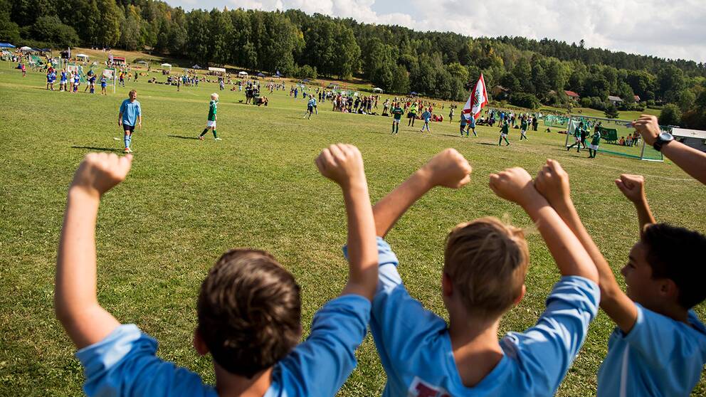 Ungdomsidrottandet minskar men det finns klubbar som lockar många barn- och ungdomar.