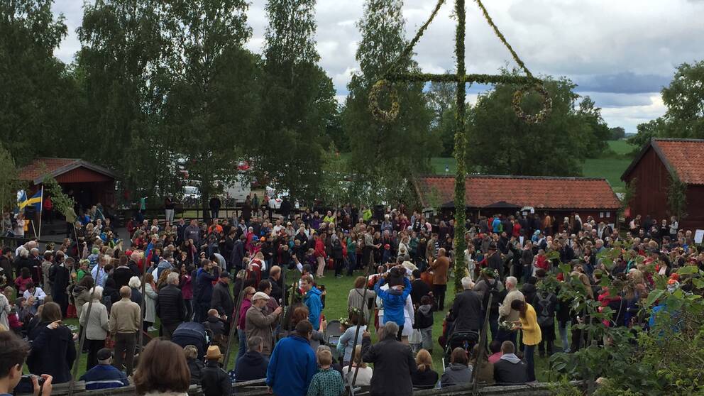 Lugnt midsommarfirande i Skåne SVT Nyheter