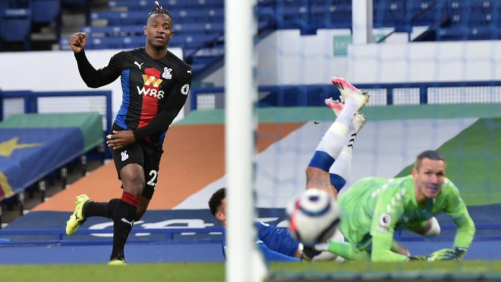 Michy Batshuayi, Crystal Palace, kvitterar bakom Robin Olsen i slutminuterna.