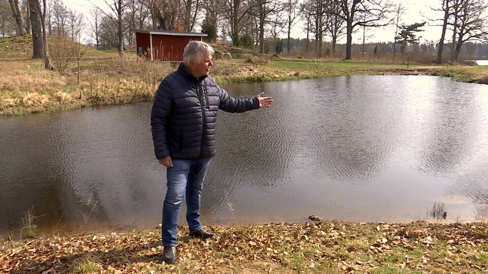 Hör Göran Persson, ordförande i Emmaboda Golfklubb berätta mer om projektet i klippet.