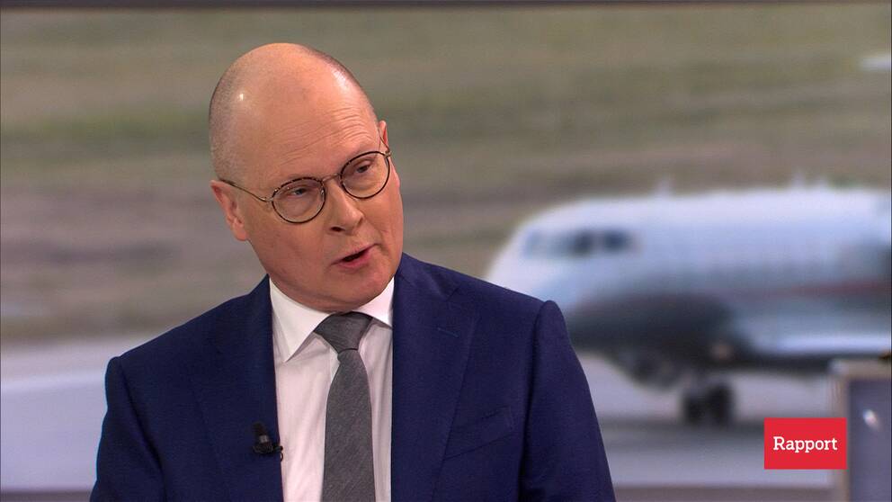 Analys: Ny politisk strid om Bromma Flygplats | SVT Nyheter