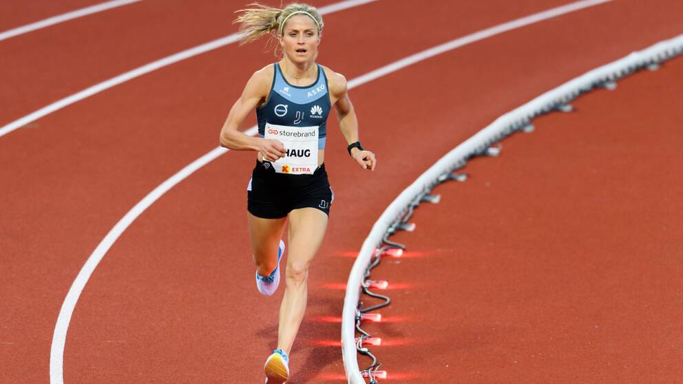 Therese Johaugs personliga rekord ligger på 31.40,67.