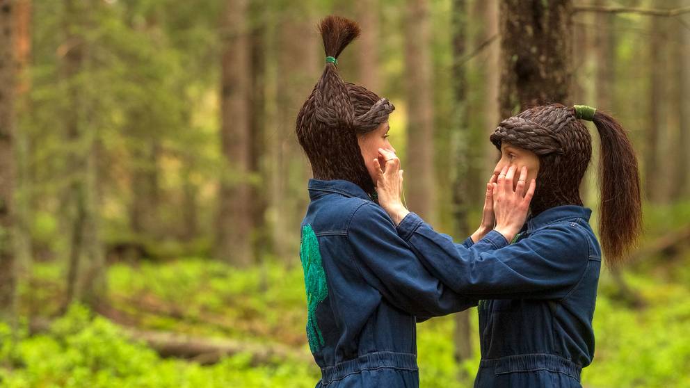 Premiär för dans till naturens ljud i skogen i Eskilstuna ...