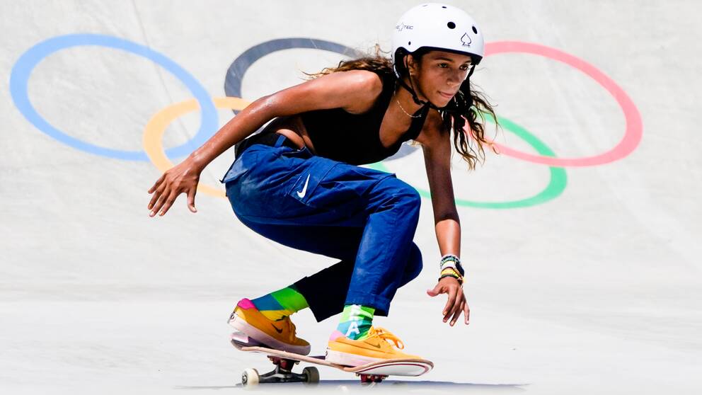 13-åriga Rayssa Leal tog silver i OS.