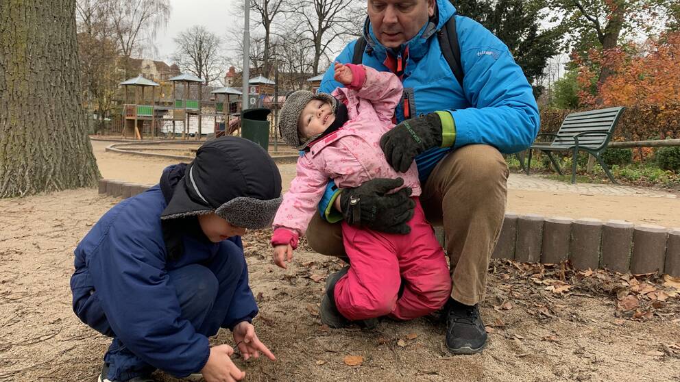 Vasa Karl Minovic får leka med vem han vill på förskolan men rapporten från förskoleförvaltningen visar att det inte är så för alla förskolebarn i Malmö.