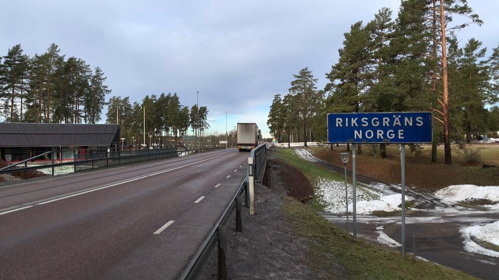 väg vid riksgräns till Norge