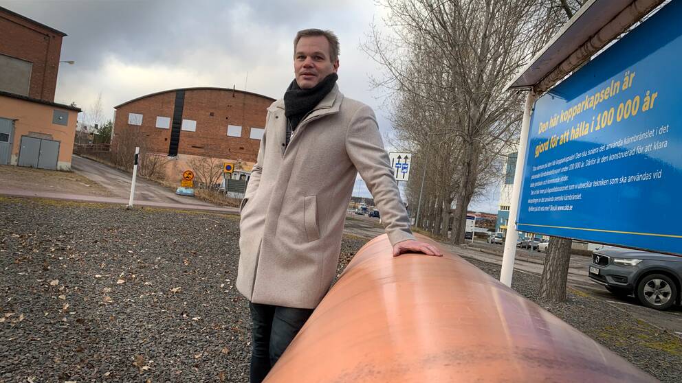 Regeringens besked innebär att processen att bygga en ny fabrik för inkapsling och tillverkning av kopparkablar i Oskarshamn kan ta ytterligare ett steg framåt. Något som glädjer kommunalrådet Andreas Erlandsson (S).