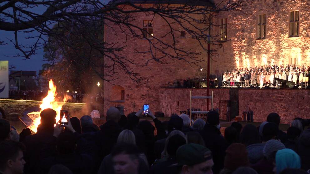 Bilder från valborgsfirandet vid Örebro slott