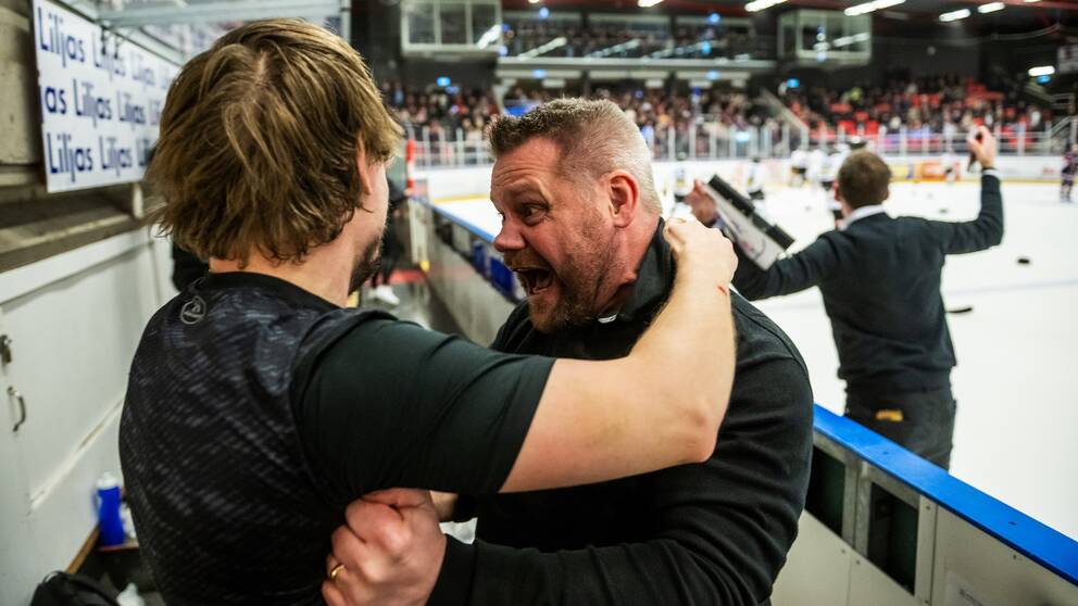 Tränaren Kjell-Åke Andersson i glädjeyra