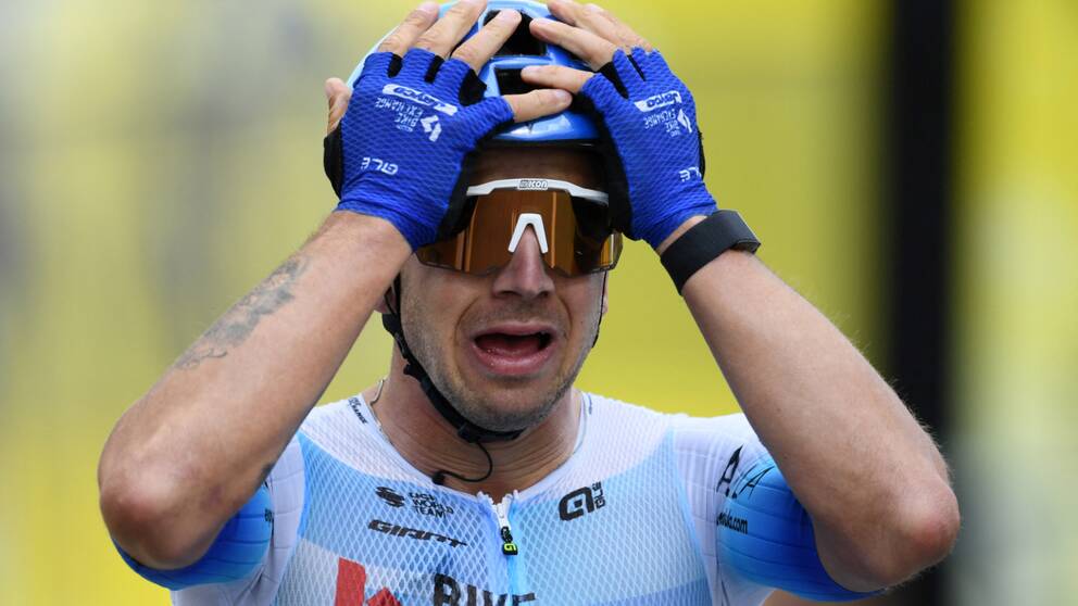 Dylan Groenewegen, från Nederländerna, vann tredje etappen av Tour de France.