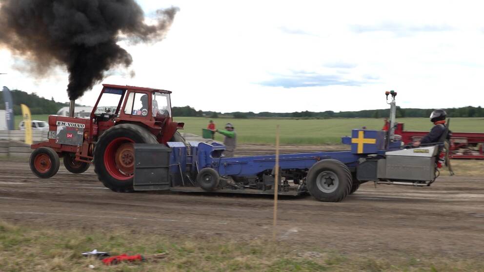 SM-deltävling i traktorpulling Väse