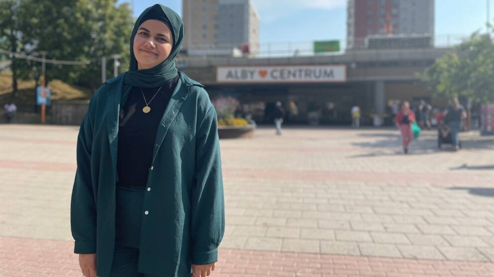 Nora Khalil i Alby centrum