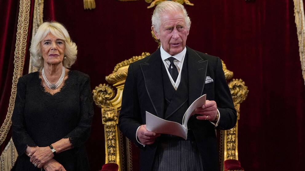 Kung Charles III och hans hustru drottning Camilla.