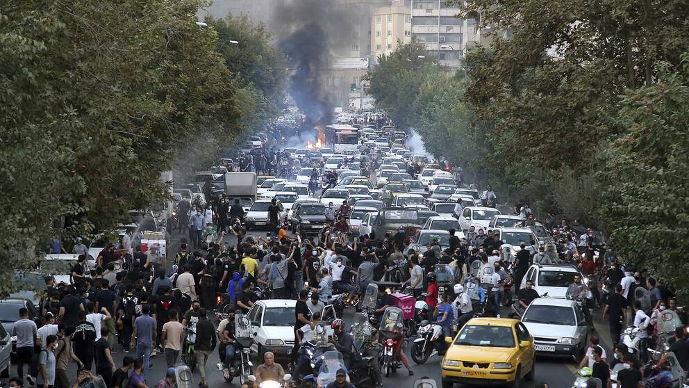 Massiva protester i Iran