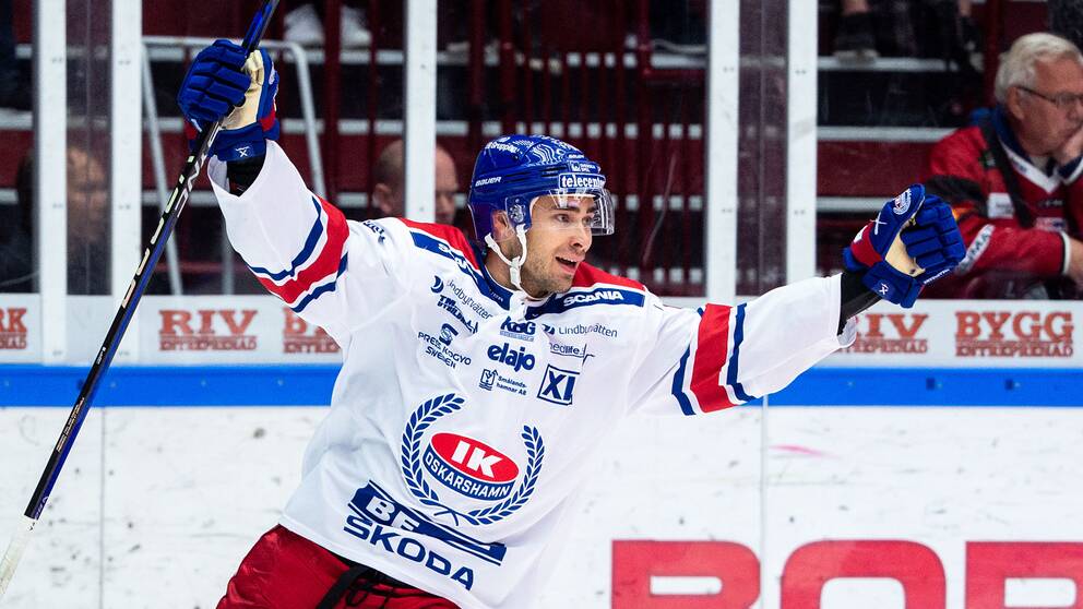 Oskarshamns Ahti Oksanen jublar efter 2-1.