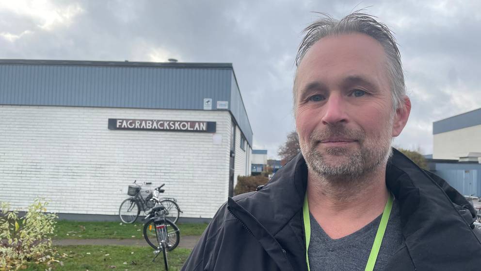 Rektorn Fagrabäckskolan i Växjö: ”Behövs bättre kommunikation” | SVT ...
