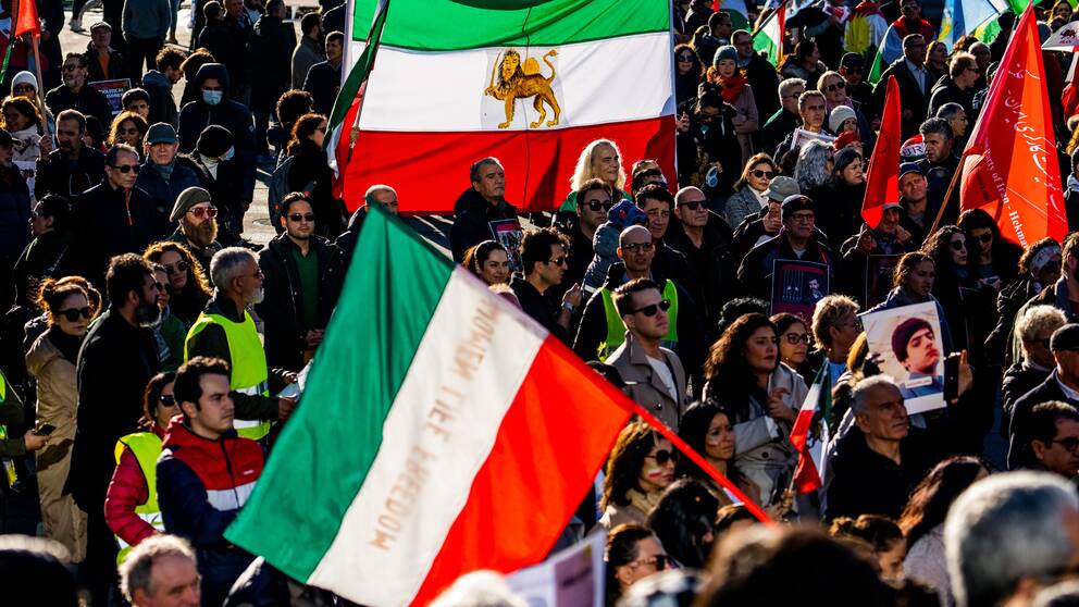 Exiliranier demonstrerar i Oslo mot den senaste tidens våld mot demonstranter i Iran. Arkivfoto.