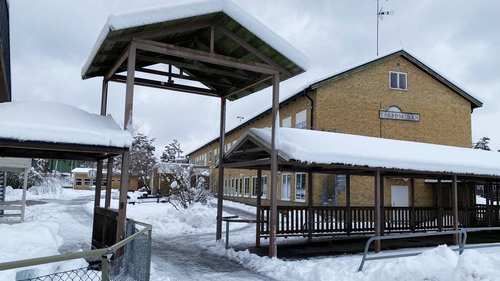 Fårboskolan i Oskarshamns kommun i snö