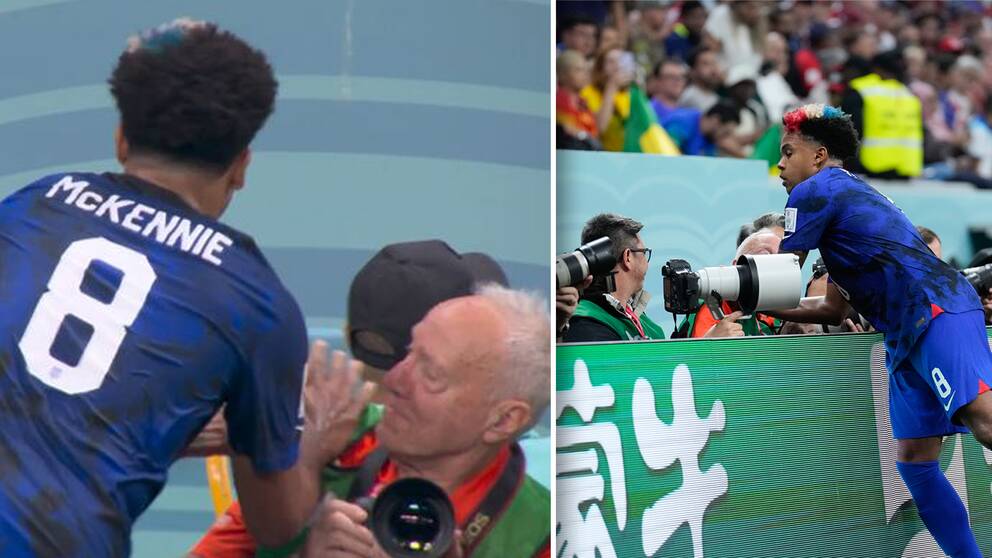 Här använder USA-spelaren Weston McKennie fotografen som en handduk