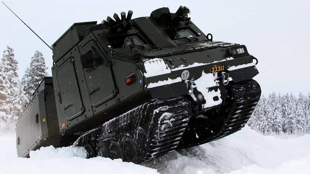 Bandvagn BV410 i snö.