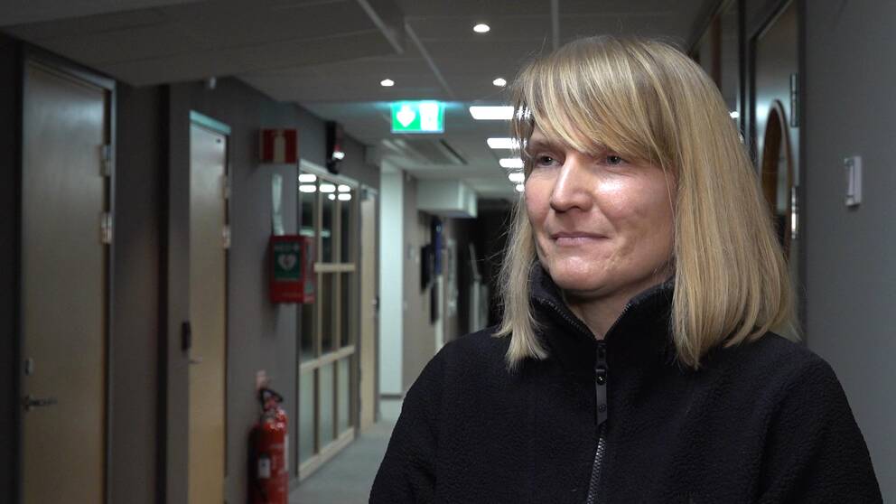 Hör doktoranden Lisa Mattsson berätta mer om vilka risker hon ser med butikernas försök att minska matsvinnet.