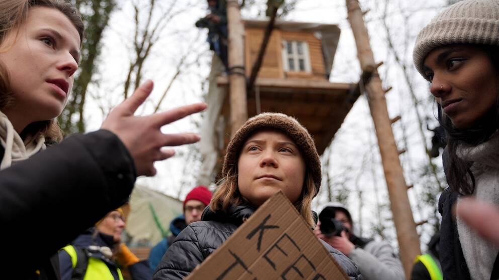 Louisa Neubauer, Greta Thunberg, and Lakshmi Thevasajayam.