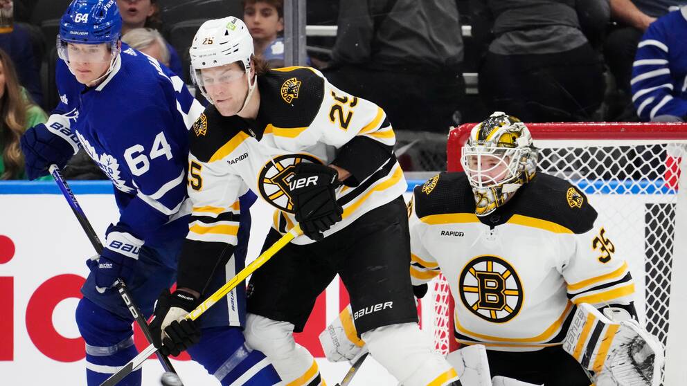 Linus Ullmark gjorde en stormatch för Boston Bruins mot Toronto Maple Leafs.