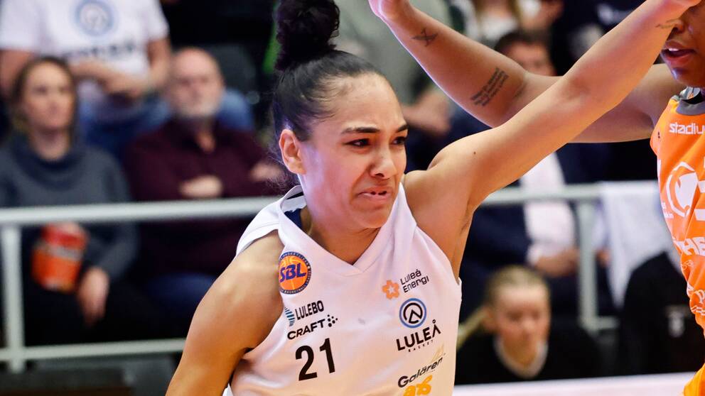 Brooke McCarty-Williams gjorde 26 poäng i toppmötet