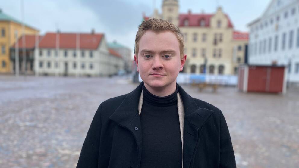 Ledamot kommunfullmäktige i Kalmar Jonathan Sager (SD) förklarar varför partiet är emot att det byggs en moské på grönområdet i Kalmar.