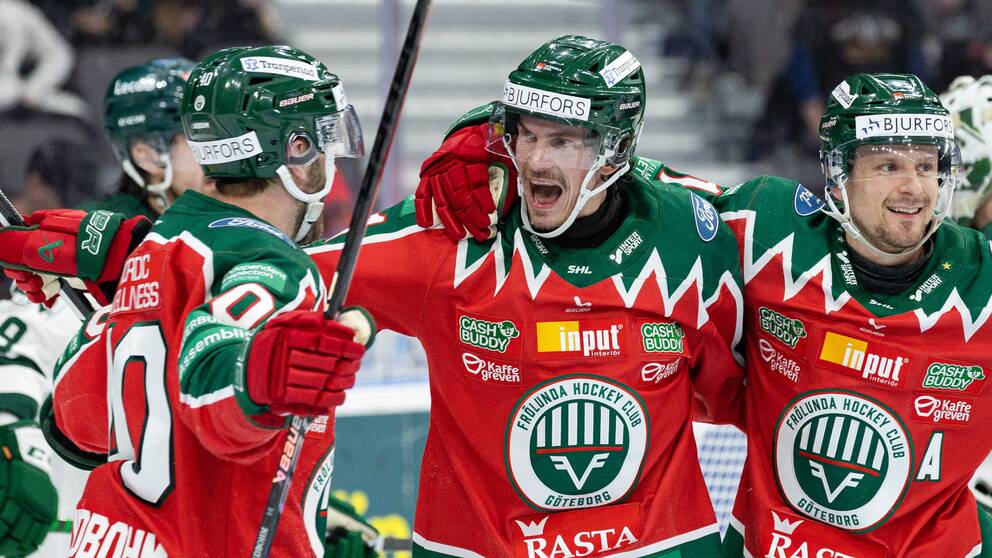 Loui Eriksson jublar efter sitt 2–1-mål mot Färjestad.