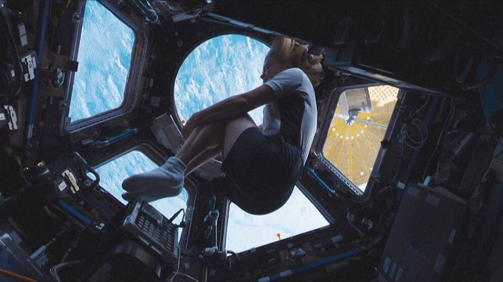 Ryssland har satsat stort på att vinna slaget mot Hollywood om att göra den första långfilmen inspelad i rymden. Nu har de vunnit.