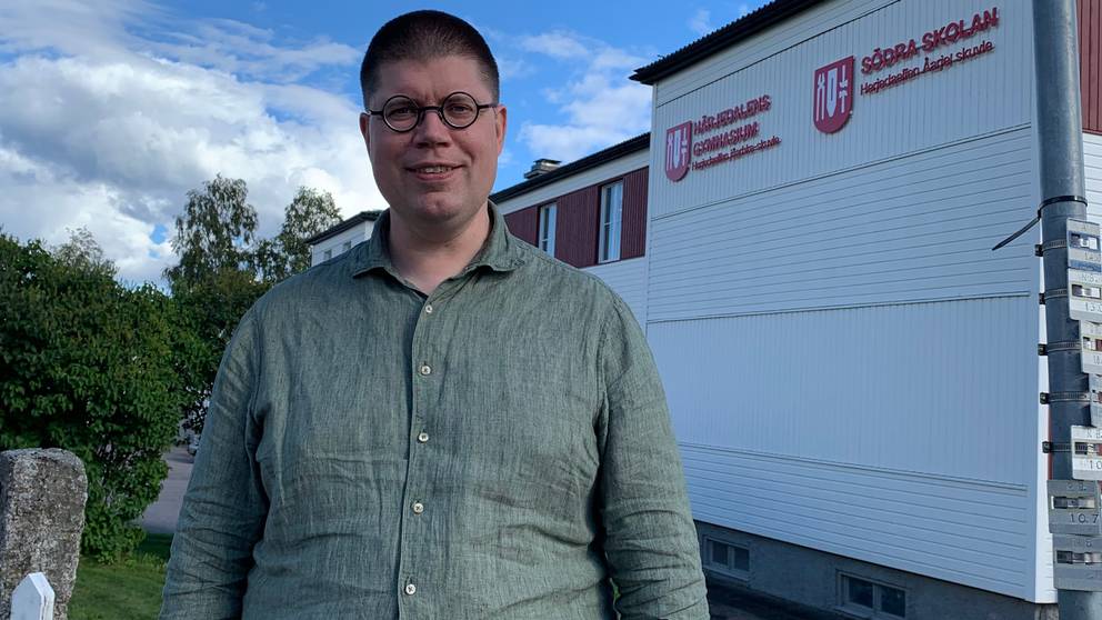 Elever i Sveg evakuerade – oklart när de får återvända | SVT Nyheter