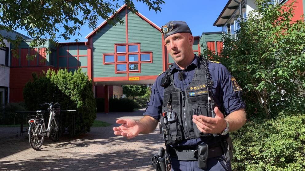 Polisen Karl Ljungqvist ser positivt på möjligheten att kunna begränsa vilka områden som personer med koppling till gängkriminalitet kan vistas i.