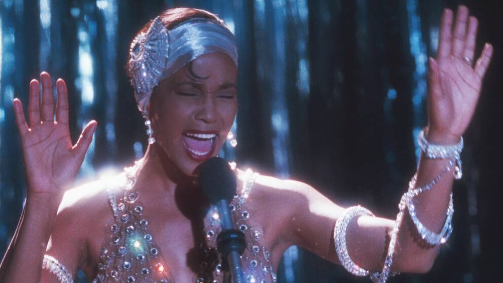 Whitney Houston sjunger.