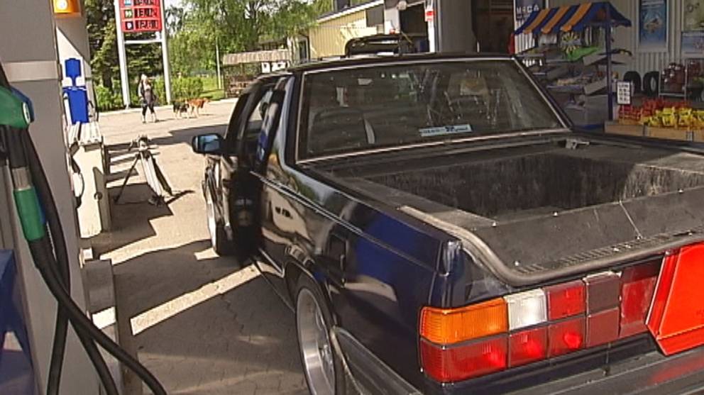 Manga Kor A Traktor I Orebro Svt Nyheter