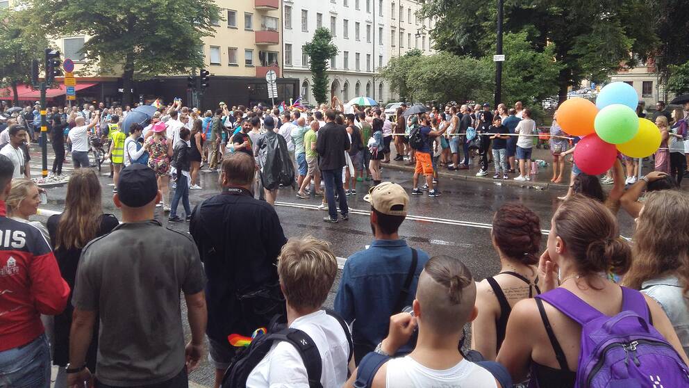 Tumult i Prideparaden i Stockholm