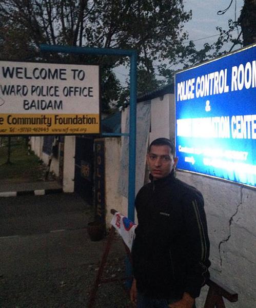 Jag har träffat polisen Janan Acharya i Pokhara.