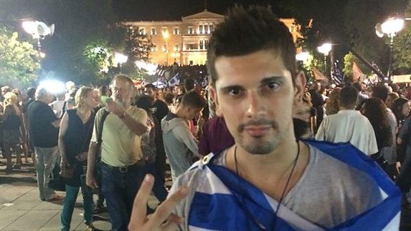 – Det här är ett nej med en mening. Nu behöver vi inte vara ”slavar” under resten av våra liv, säger Antonios Xylogiannopoulos till vår utsände i Aten.