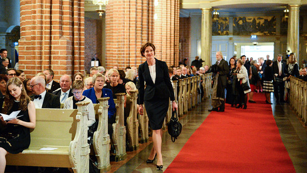 Moderaternas partiledare Anna Kinberg Batra anländer till tisdagens gudstjänst i Storkyrkan inför riksmötets öppnande. Foto: TT