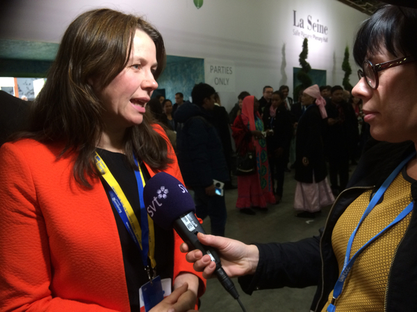 Vi bytte några ord med Åsa Romson på väg ut från plenum.