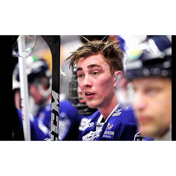 "Dalalaget ger sig aldrig!" (Citat från cmores kommentatorer) #arkivare #säsongsavslutning #Krigare #Leksandsif #bildbombning #hjältar @t.forsberg