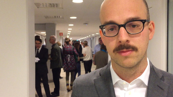 - Det här är i enlighet med praxis. Skadeståndsnivåerna är generellt sett inte som man tänker om man hör amerikanska filmer. I svensk rätt ligger de på de här nivåerna. Istället regleras de skador som uppkommit med hjälp av försäkringskassan eller via Afa-försäkring som är parternas sätt att reglera de här frågorna. Och så har även skett i de fallet för de skadade, säger Gustaf Sollis målsägandebiträde Olof Östensson om skadeståndsnivåerna som ligger mellan 40.000-50.000kr.
