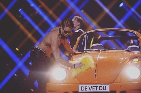 This is how we do! ????????
Can't wait to meet with you guys ❤#devetdu 
#Melodifestivalen ????????